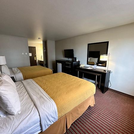 Rodeway Inn & Suites Madison East Kültér fotó