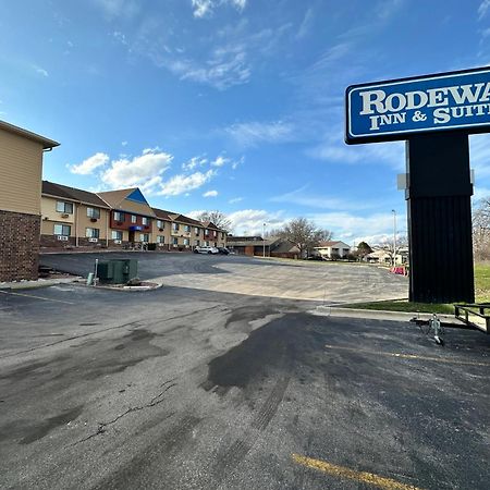 Rodeway Inn & Suites Madison East Kültér fotó