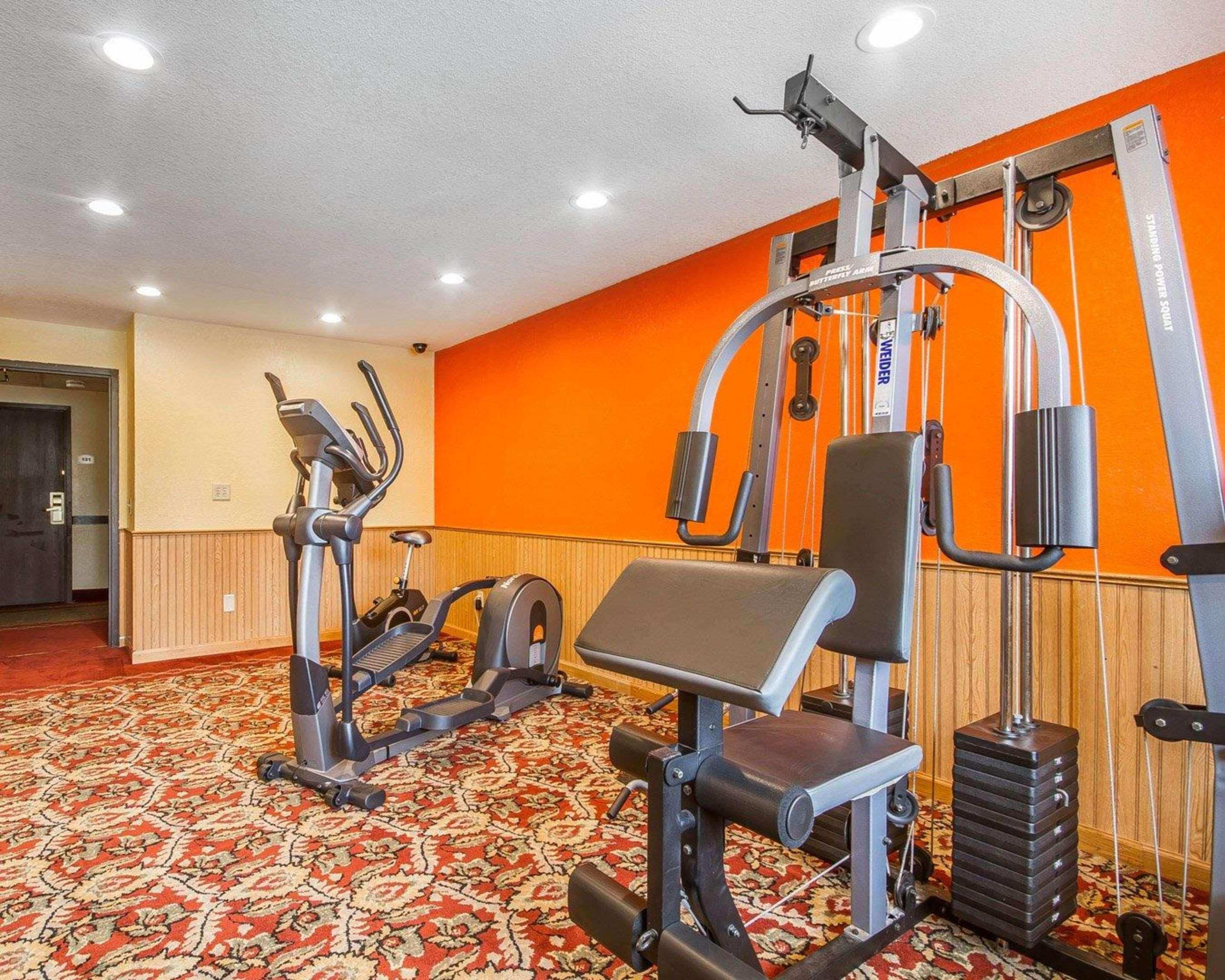 Rodeway Inn & Suites Madison East Kültér fotó