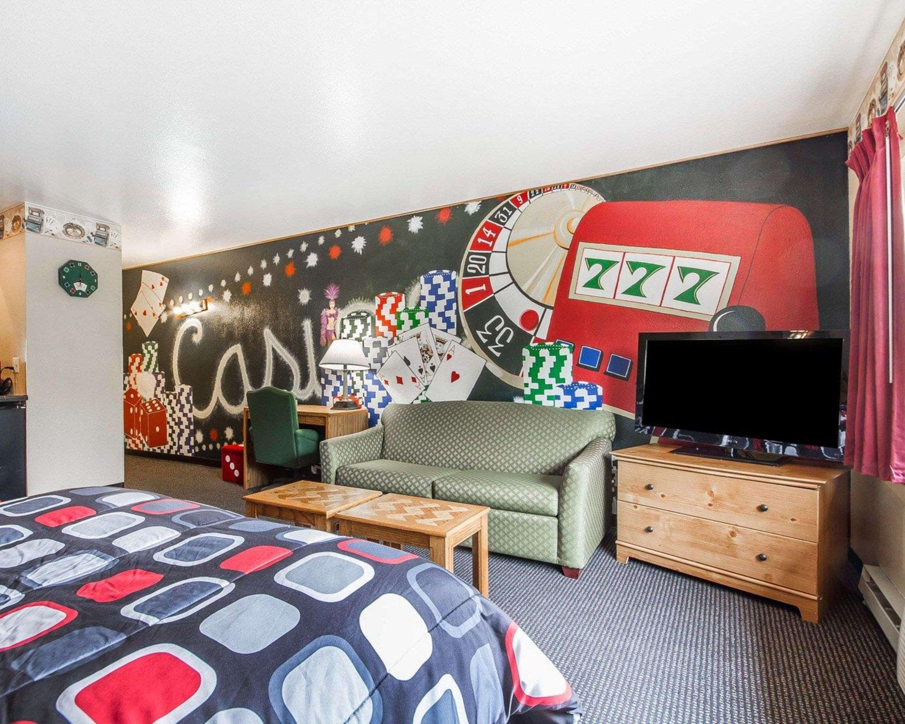 Rodeway Inn & Suites Madison East Kültér fotó