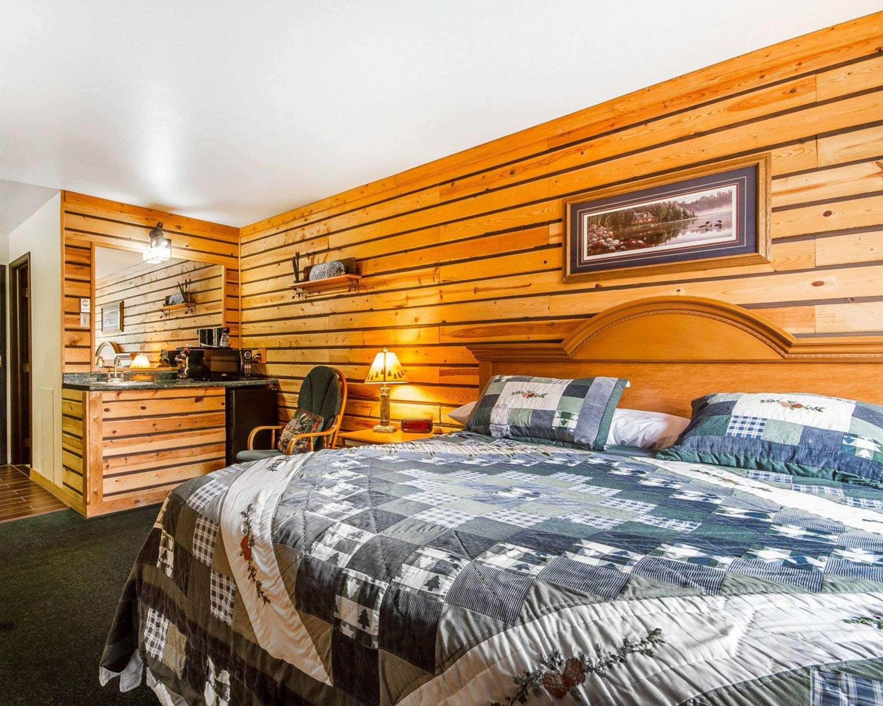 Rodeway Inn & Suites Madison East Kültér fotó